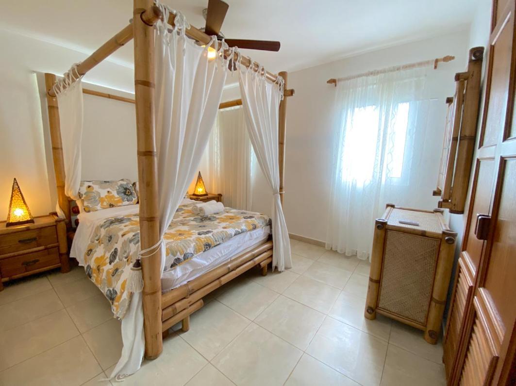 Blue Ocean Beachfront Villas & Apartments - Wifi, Pool, Bbq, Playa Los Corales Punta Cana Ngoại thất bức ảnh